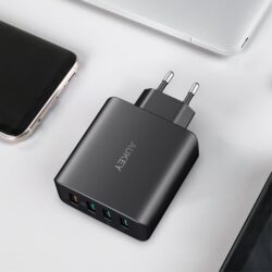 Aukey PA-T18 4 Port USB Quick Charge 3.0 Ladegerät